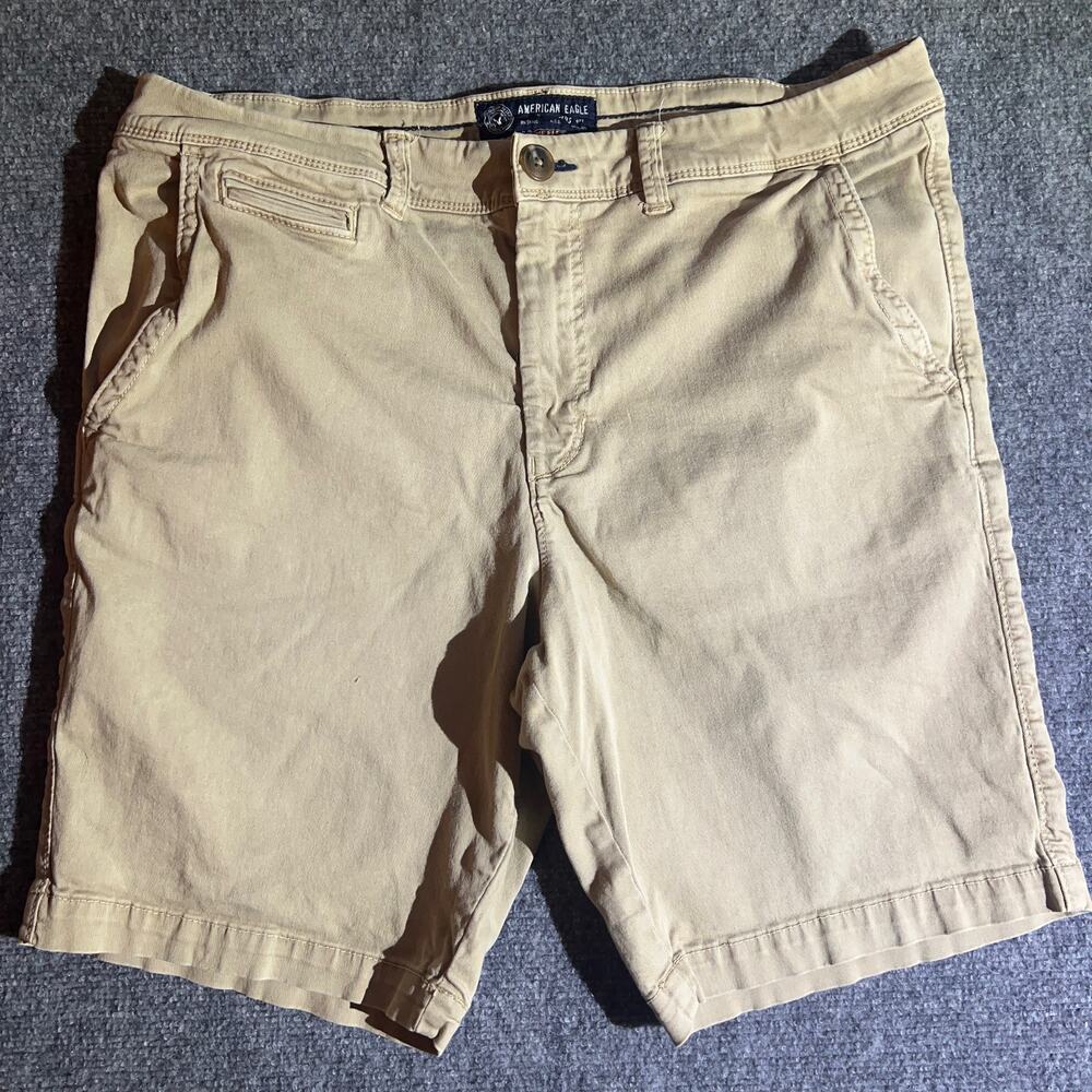 American Eagle Active Flex Khaki Shorts Men's Size 36 Tan Chino Casual Summer
